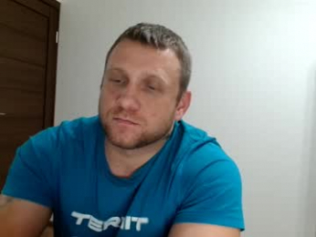 malchyshka webcam model stream image