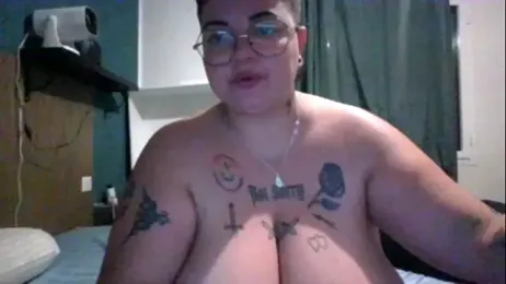 PirateXL webcam stripchat model stream image