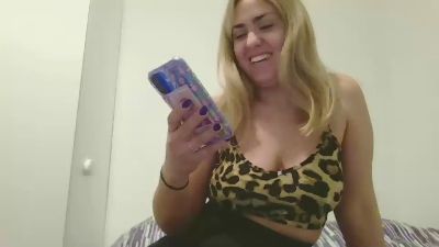 susixxx4u webcam cam4 model stream image