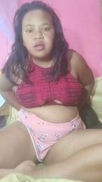 Xhaela webcam model stream image