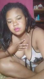 Xhaela webcam model stream image