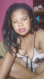 Xhaela webcam model stream image