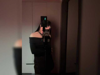 Businka13 webcam bongacams model stream image