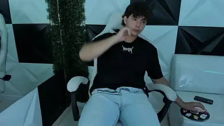 Dani_cumboy webcam stripchat model stream image