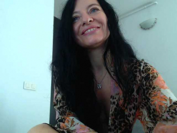 BluEyesBaby webcam model stream image