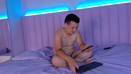 adventure_of_young_2 webcam model stream image