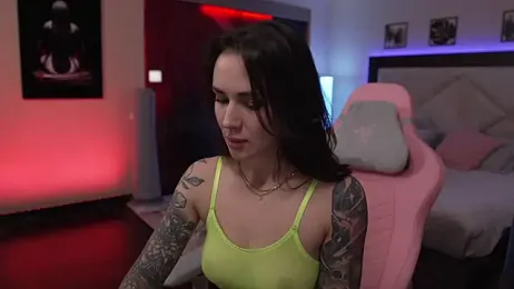 GirlGogo webcam model stream image