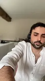 eauminerale webcam model stream image