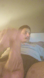 Luzzl webcam cam4 model stream image