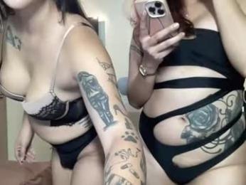 simplyjullia webcam model stream image