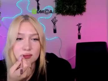 emilynxx webcam model stream image