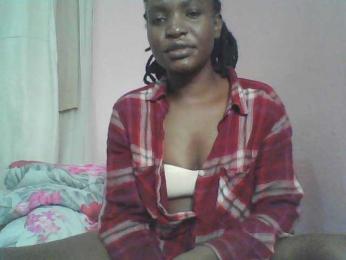 Malaika1 webcam model stream image