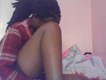 Malaika1 webcam model stream image