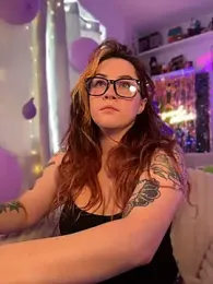 JennKenobi webcam model stream image