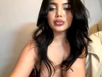 belle_moonlight webcam model stream image