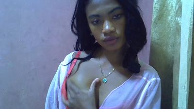 Esmeraldah webcam cam4 model stream image