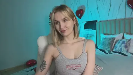 _Vikky_Moon_ webcam model stream image