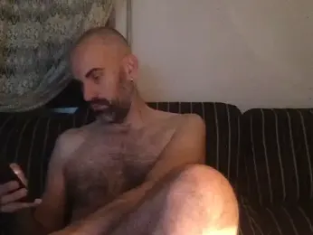 pollito1985_2 webcam model stream image