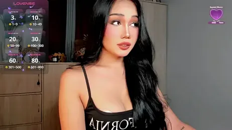 UltimateMuse webcam model stream image