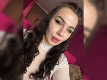 2LILMOMMY2 webcam model stream image