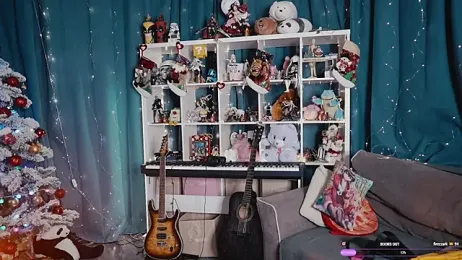 MadnessAlison webcam model stream image