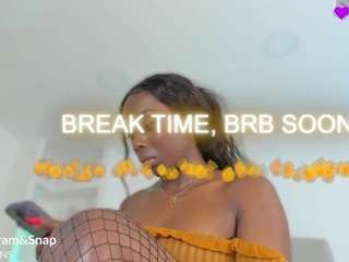 maddy-hot webcam model stream image