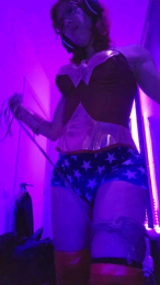 BambiMcLaren webcam model stream image