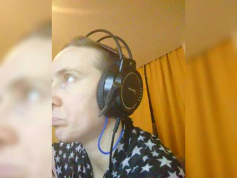 Magretta_Dering webcam model stream image