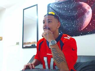 Andrei Hunter webcam model stream image