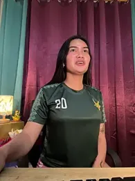 iDareUtoLoveMe webcam model stream image