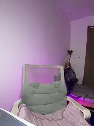 iDareUtoLoveMe webcam model stream image