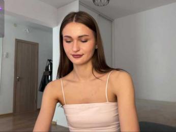 LauraMondella webcam model stream image