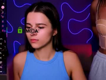 berry_alma webcam model stream image