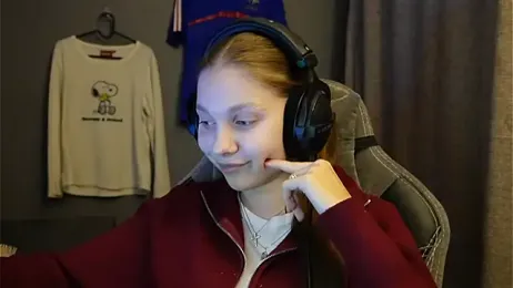 Softixq webcam model stream image