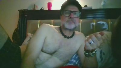 DaddyNextRoom75 webcam model stream image
