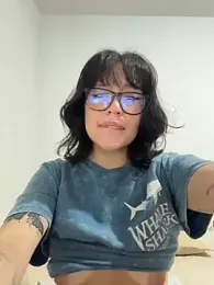 aliciia_23 webcam model stream image