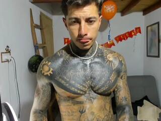 Aron Felip webcam model stream image