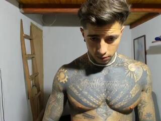 Aron Felip webcam model stream image