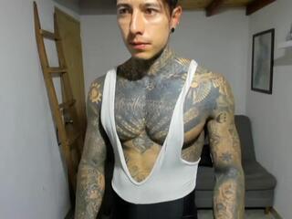 Aron Felip webcam model stream image