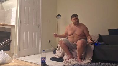 Chavbear webcam model stream image