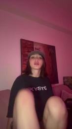 frutillitasx webcam model stream image