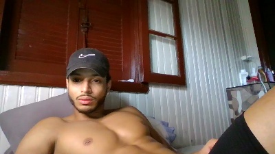 Tomtresor webcam model stream image