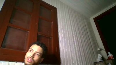 Tomtresor webcam model stream image