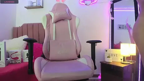 lilly_sweett webcam stripchat model stream image