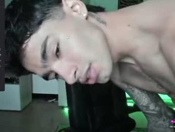 damon_333 webcam model stream image