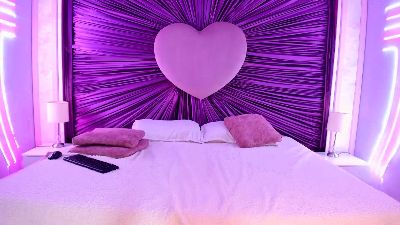 KiaraStar_ webcam model stream image