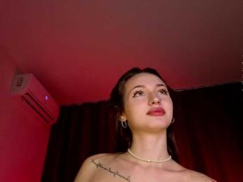 BallaniGrow webcam model stream image