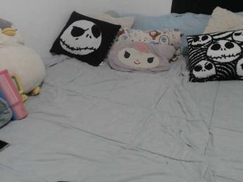 Zoeeeth webcam model stream image