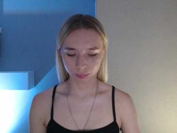 Emily-Hartt webcam model stream image