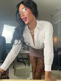 NahomiWhitte webcam model stream image